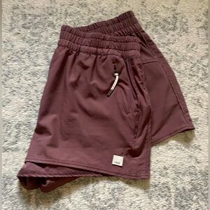 Vuori Women’s Dash Shorts - Large